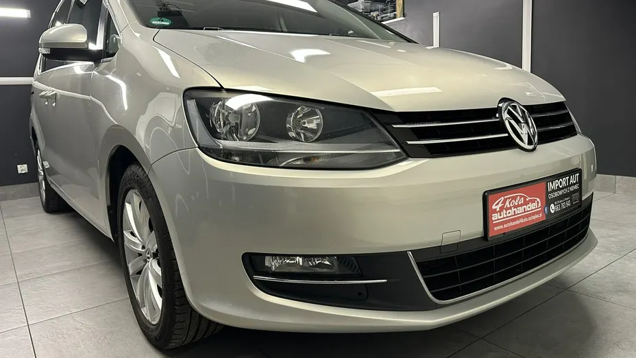 VOLKSWAGEN Sharan -