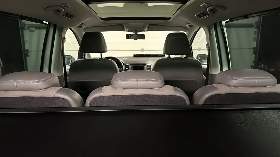 VOLKSWAGEN Sharan -