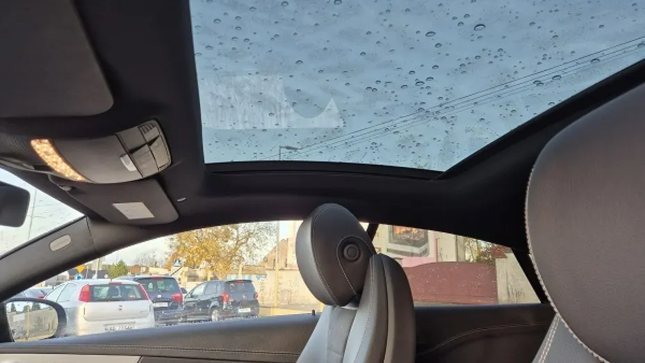 MERCEDES-BENZ E Klasa -