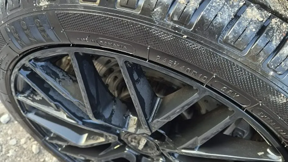 MERCEDES-BENZ E Klasa -