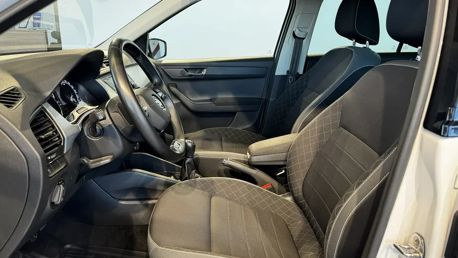 SKODA Fabia Fabia 1.0 TSI Ambition