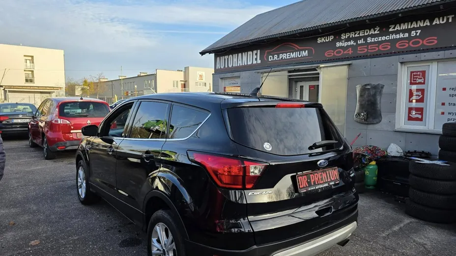 FORD Kuga -