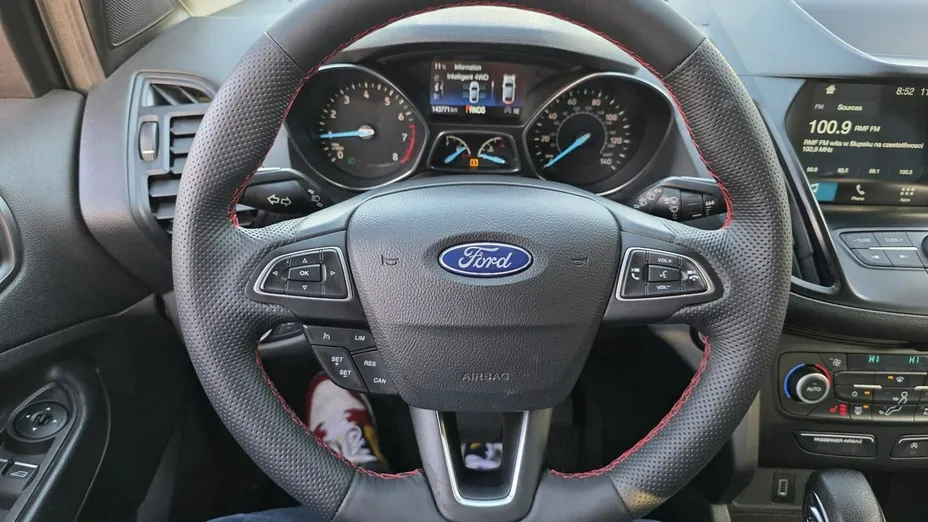 FORD Kuga -