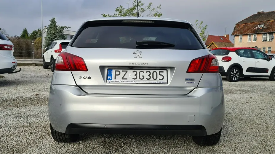PEUGEOT 308 -