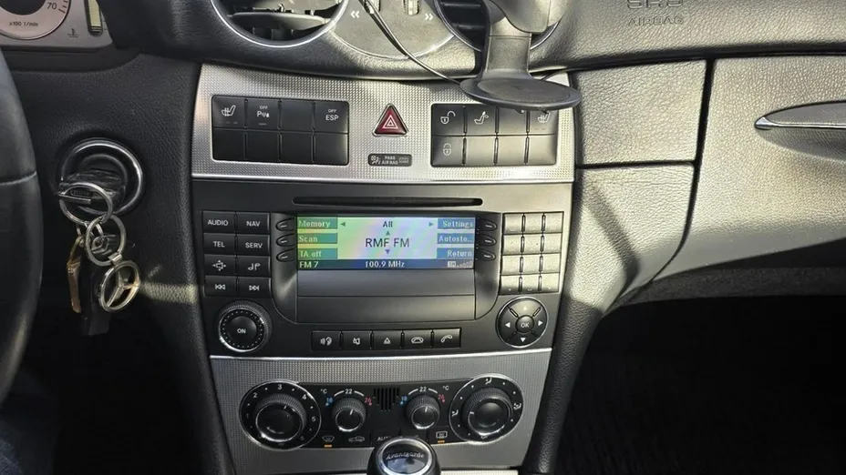 MERCEDES-BENZ CLK -
