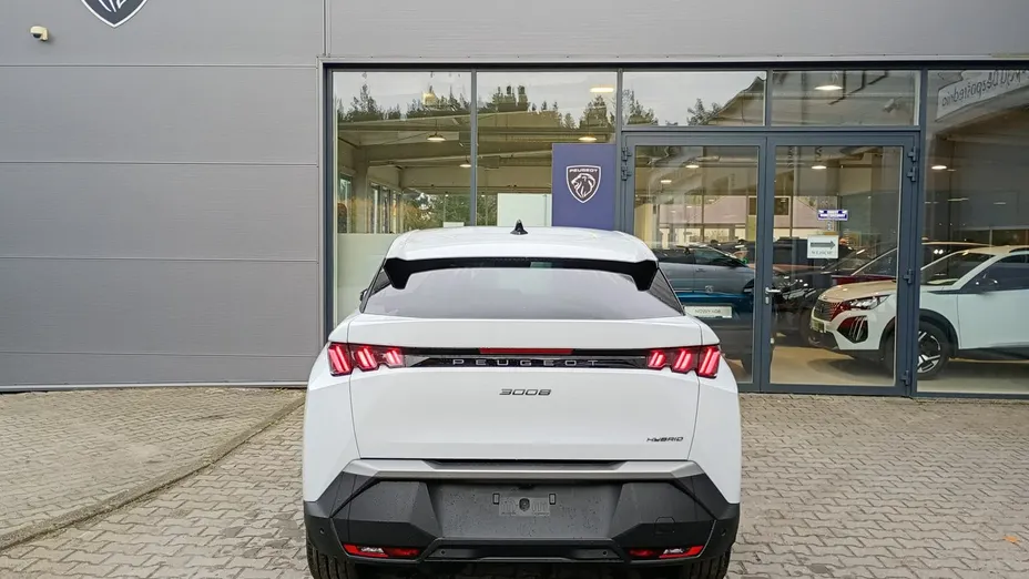 PEUGEOT 3008 -