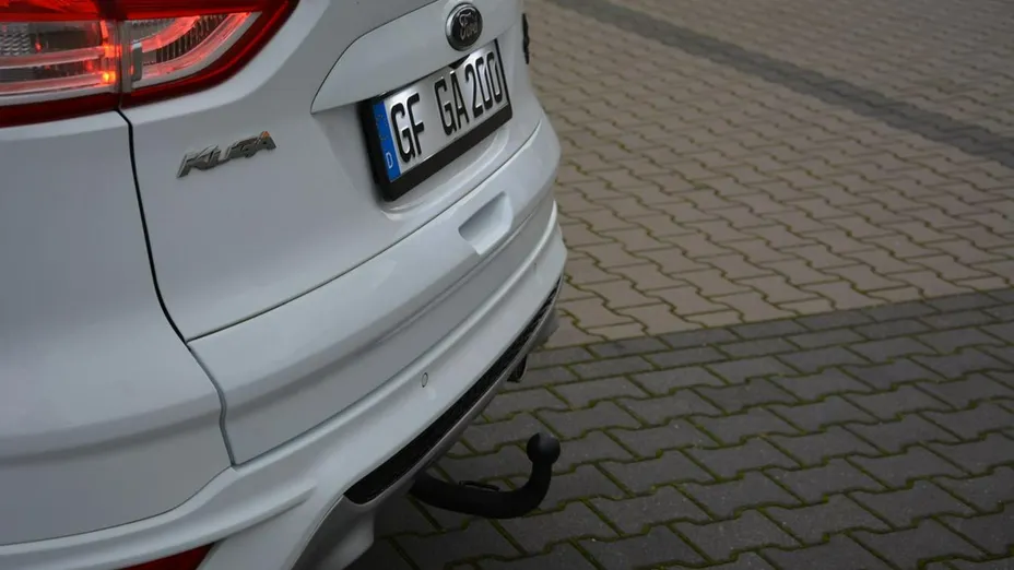 FORD Kuga -