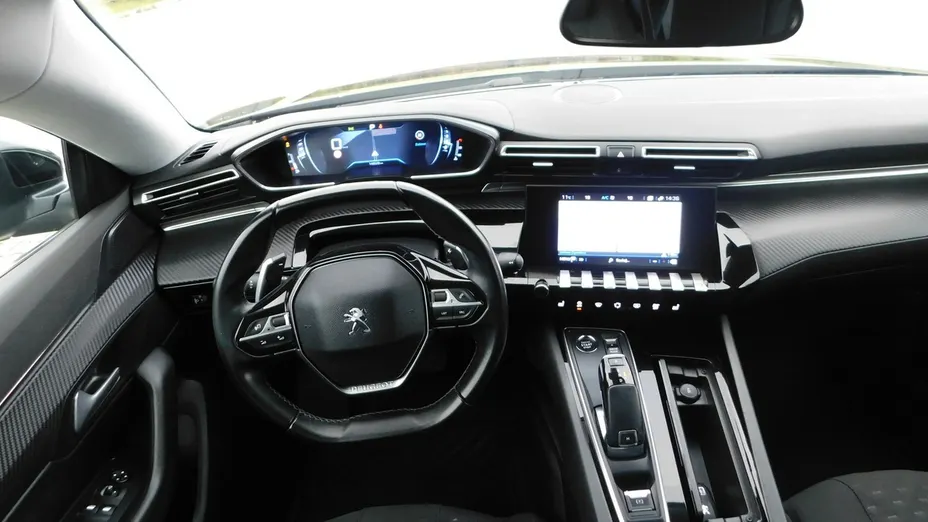 PEUGEOT 508 -