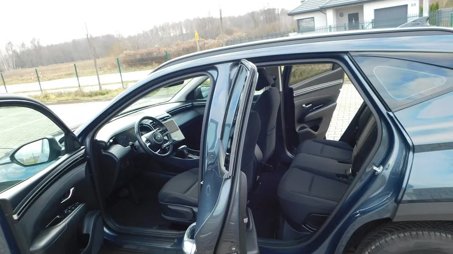 HYUNDAI Tucson -