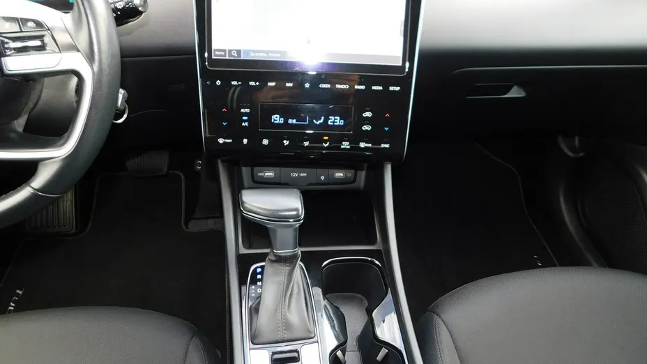 HYUNDAI Tucson -