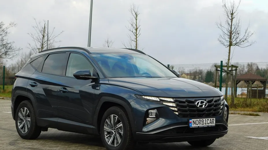 HYUNDAI Tucson -