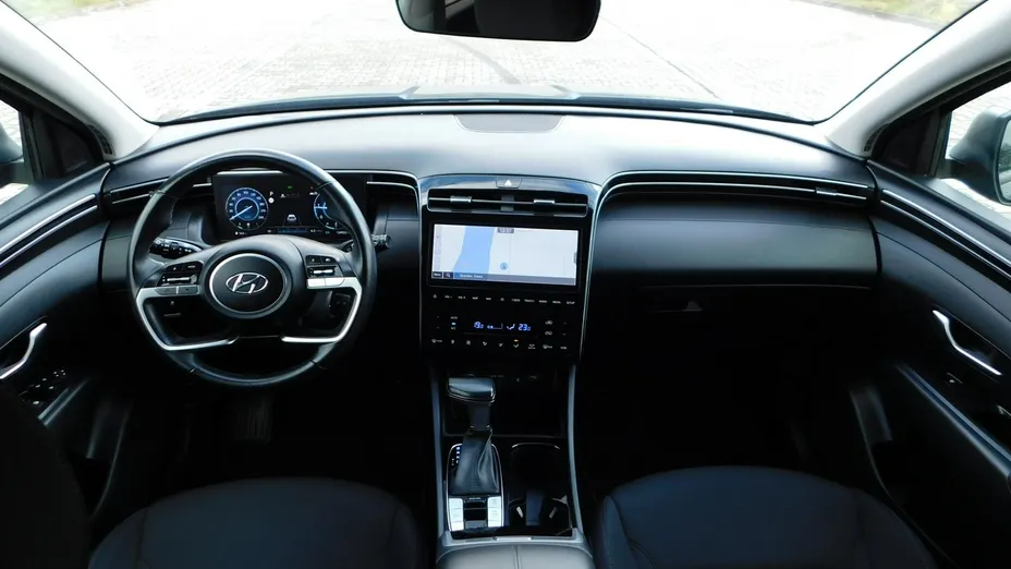 HYUNDAI Tucson -