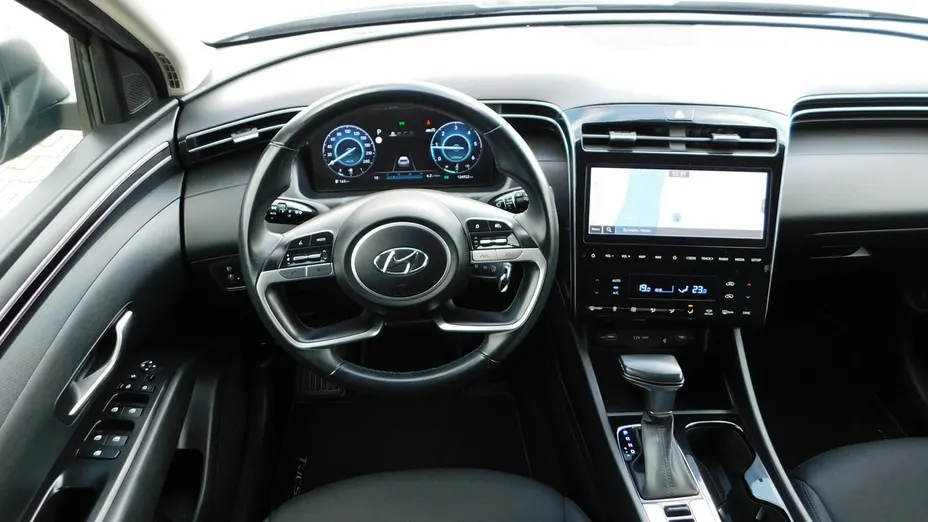 HYUNDAI Tucson -