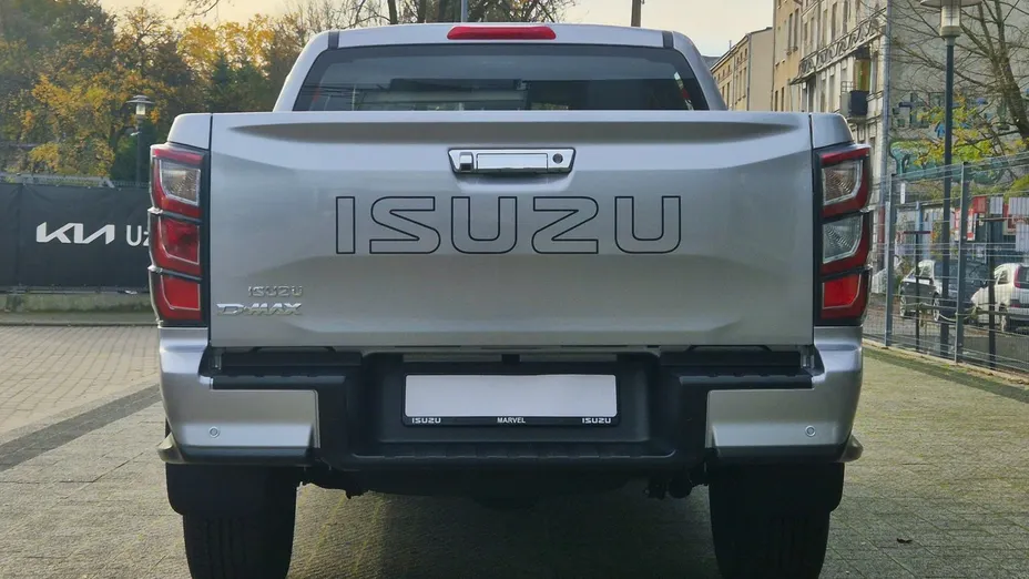 ISUZU D-Max -