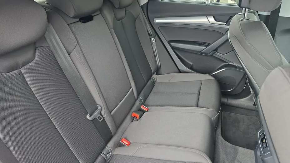 AUDI Q5 -