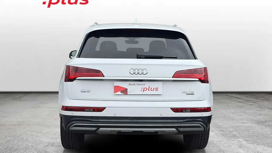 AUDI Q5 -