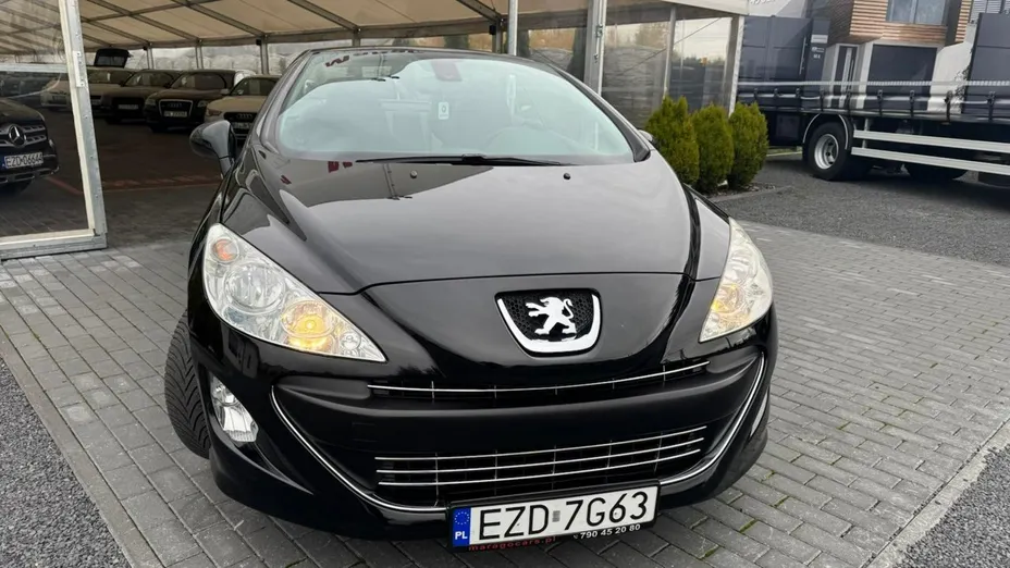 PEUGEOT 308 -