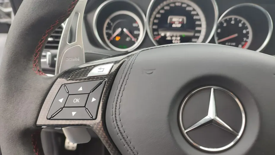 MERCEDES-BENZ C Klasa -
