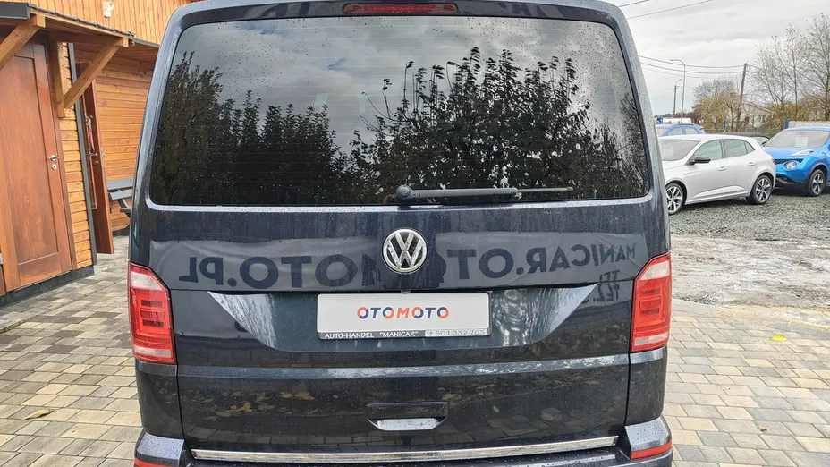 VOLKSWAGEN Multivan -