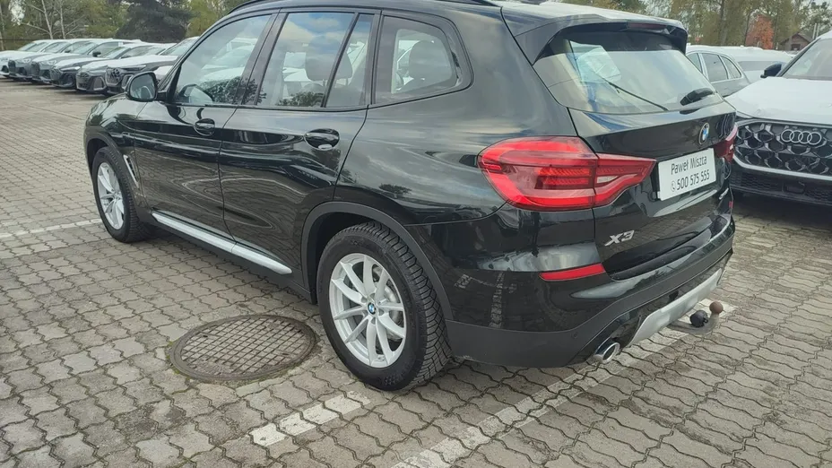 BMW X3 -