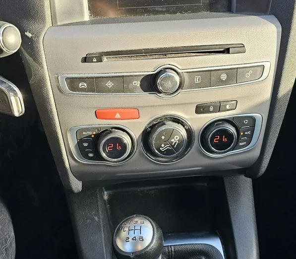 CITROEN C4 -