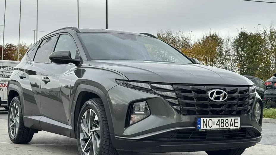 HYUNDAI Tucson -