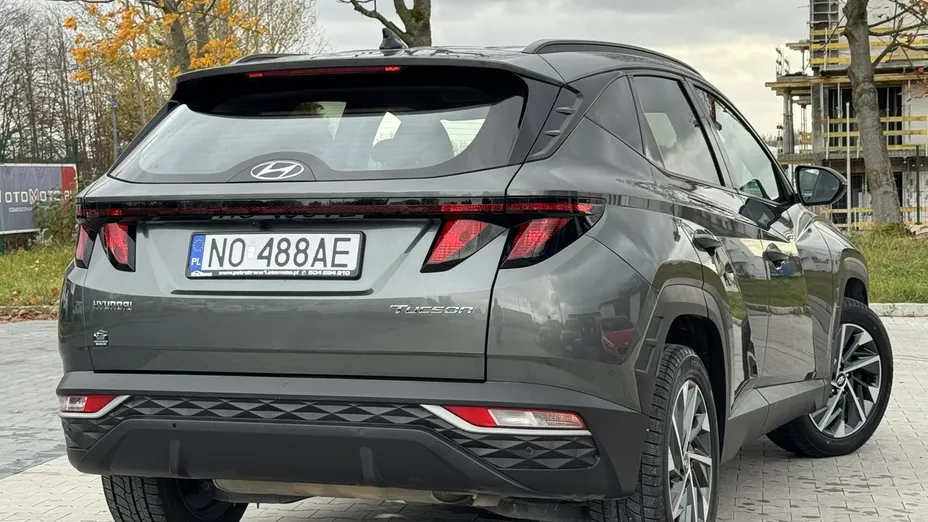 HYUNDAI Tucson -