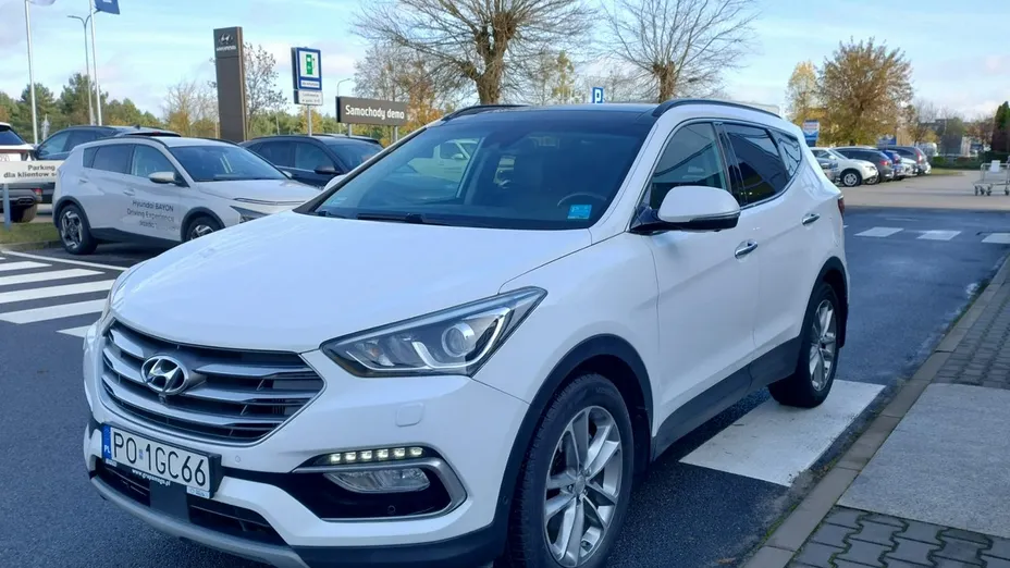 HYUNDAI Santa Fe -