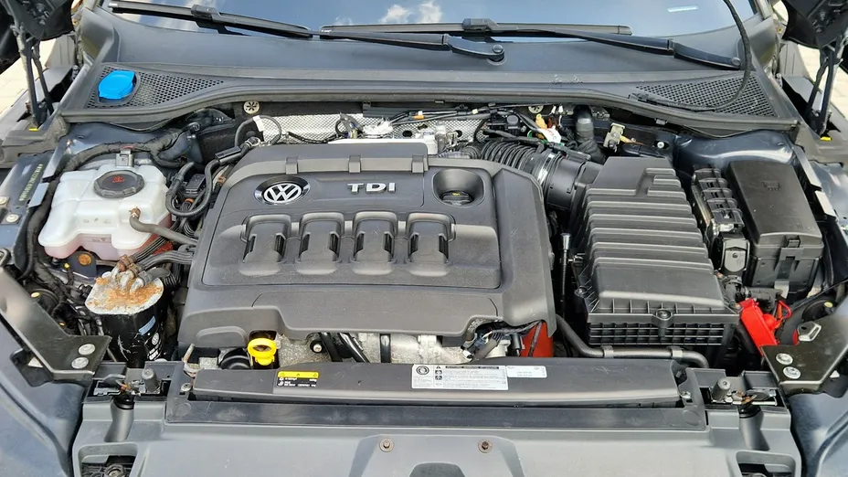 VOLKSWAGEN Arteon -