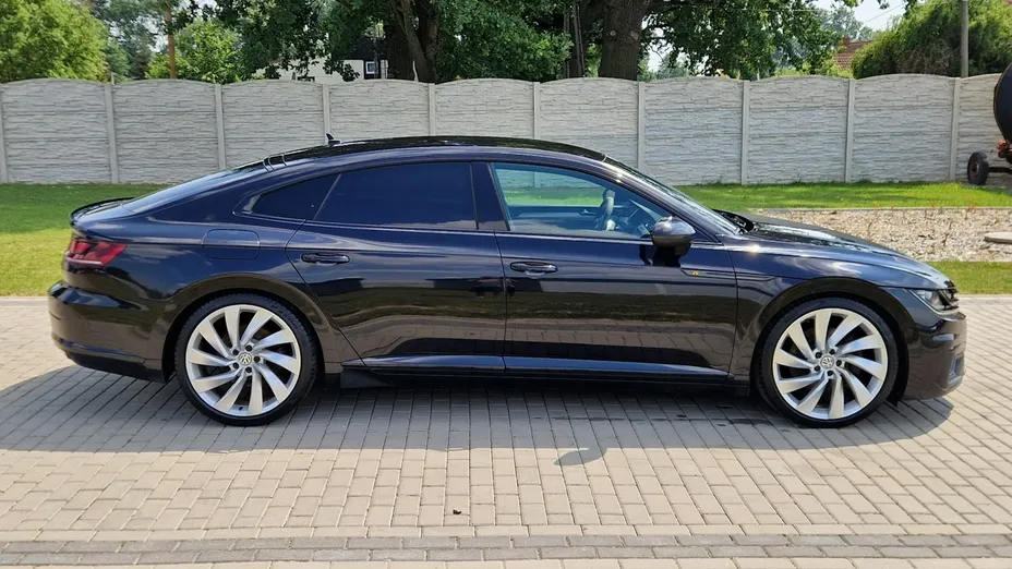 VOLKSWAGEN Arteon -