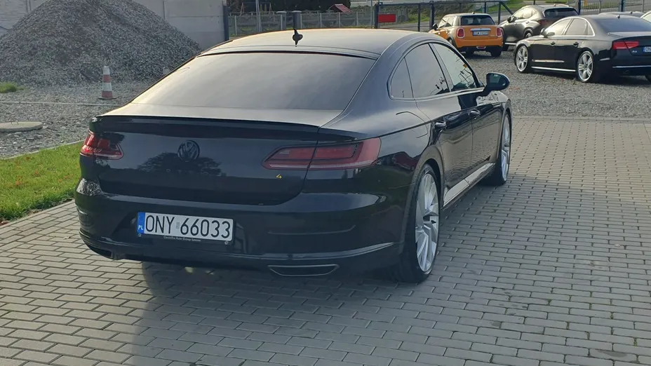 VOLKSWAGEN Arteon -