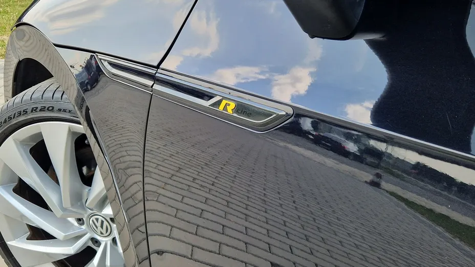VOLKSWAGEN Arteon -