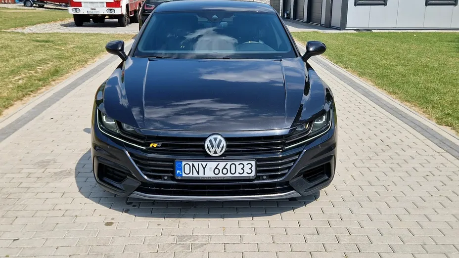VOLKSWAGEN Arteon -