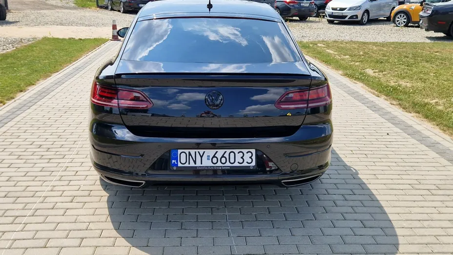 VOLKSWAGEN Arteon -