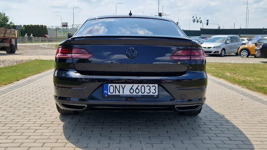 VOLKSWAGEN Arteon -