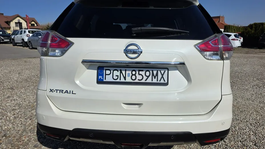 NISSAN X-Trail -