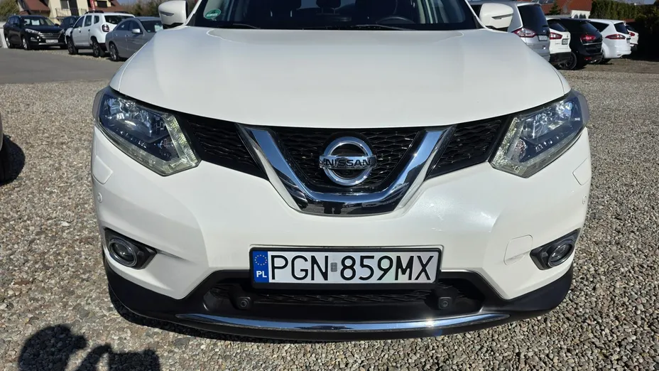 NISSAN X-Trail -