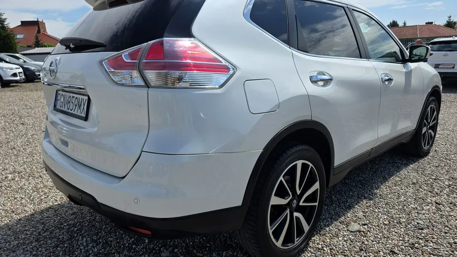 NISSAN X-Trail -