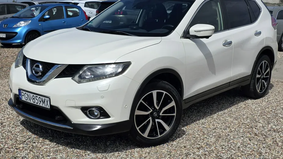 NISSAN X-Trail -