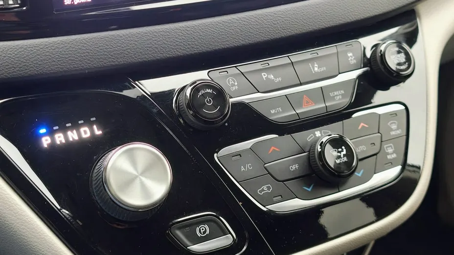 CHRYSLER Pacifica -