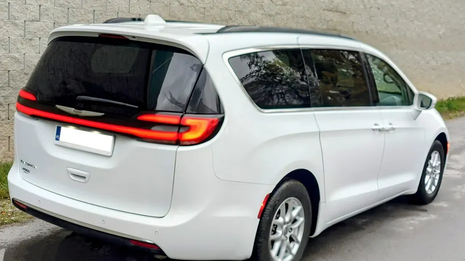 CHRYSLER Pacifica -