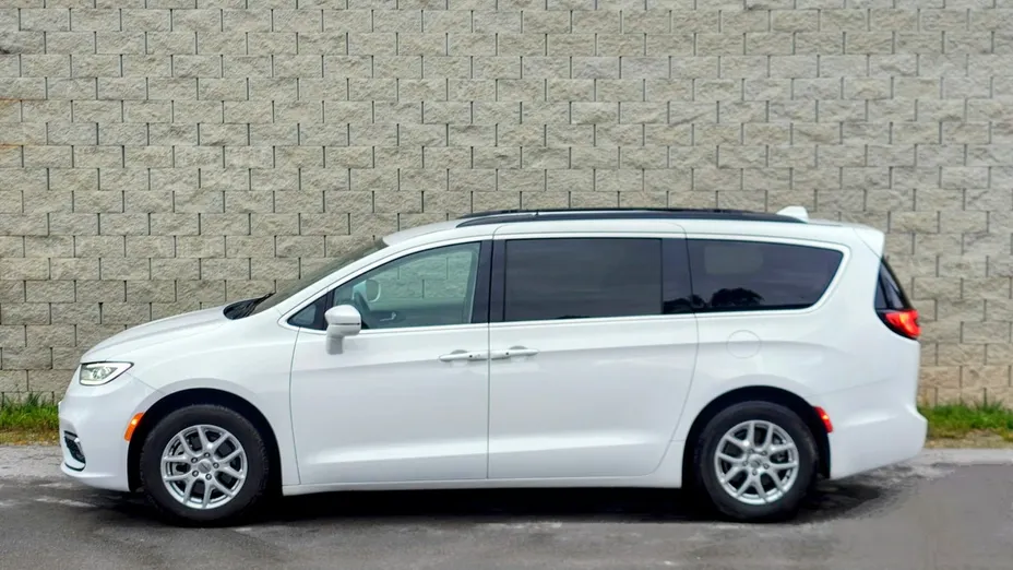 CHRYSLER Pacifica -