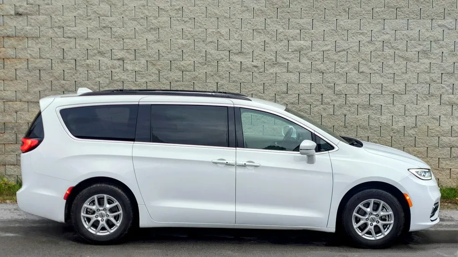 CHRYSLER Pacifica -