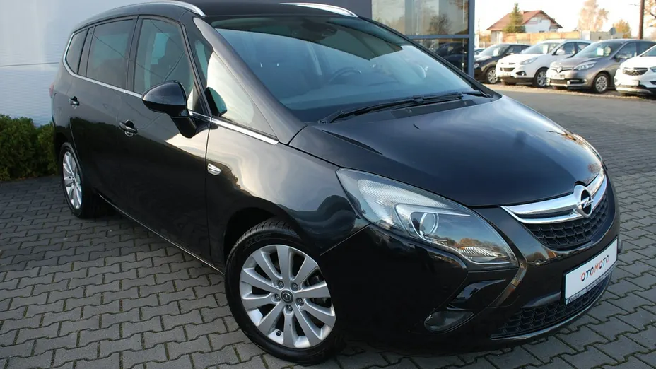 OPEL Zafira -