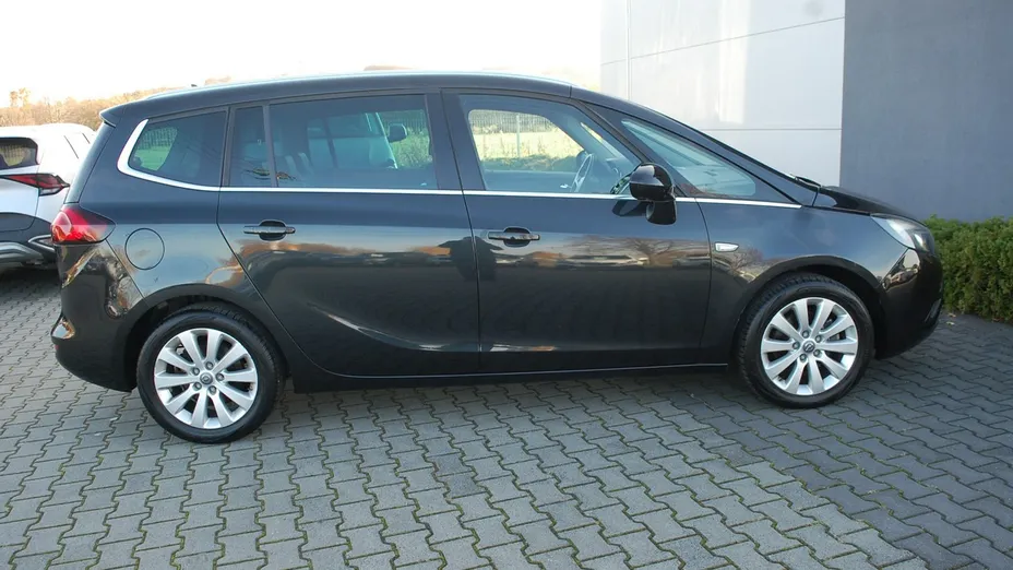 OPEL Zafira -