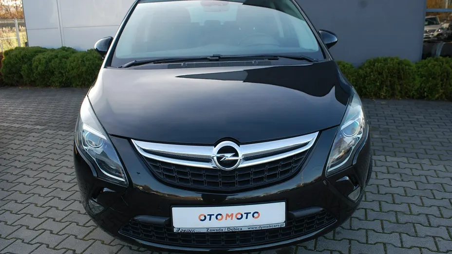 OPEL Zafira -
