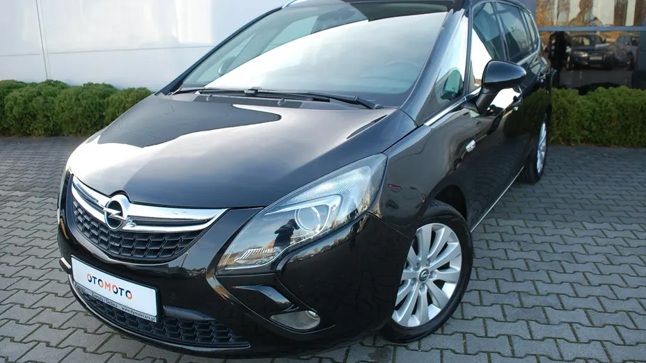 OPEL Zafira -