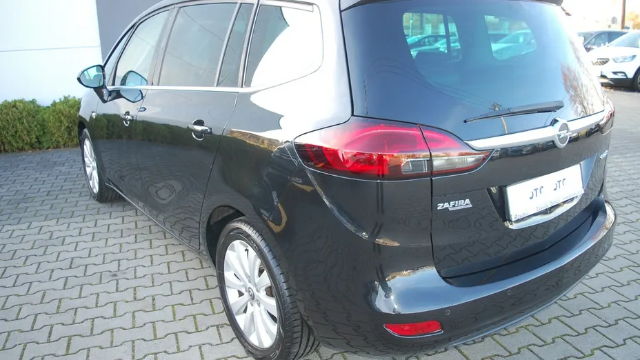 OPEL Zafira -
