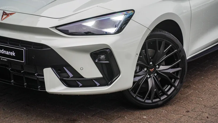 CUPRA Leon Sportstourer -