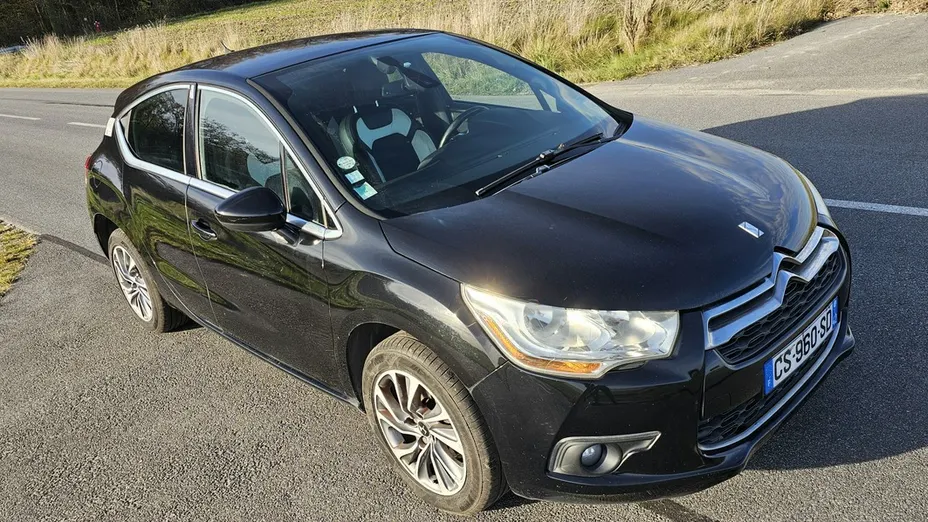 CITROEN DS4 -